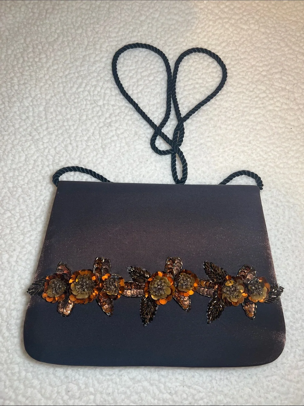 Embellished Vintage Evening Slim Bag with Floral Appliqué